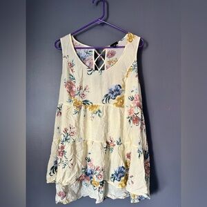 Torrid Ivory Floral Tank Top